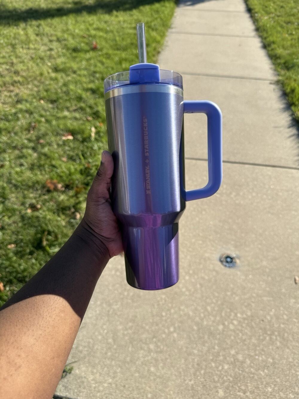 Stanley X Starbucks Taiwan FANTASY PURPLE GRADIENT 40oz Quencher Tumbler BNWT - Picture 1 of 9